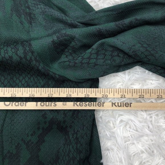 7 For All Mankind Women's Green Long Sleeve Blouse Size XS Runs Big NWT - Picture 11 of 16